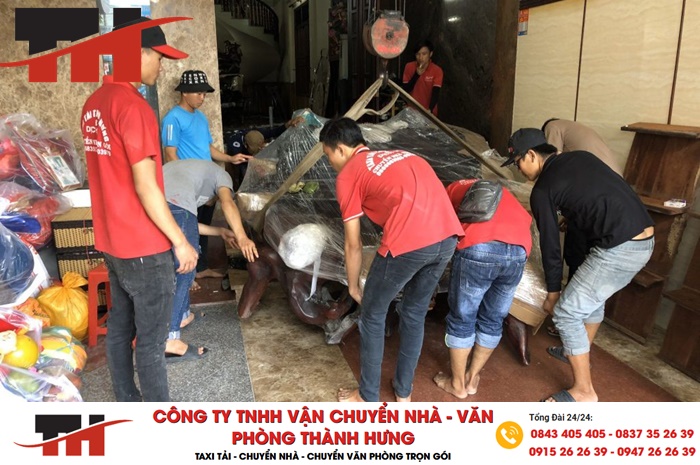 Chi phí dịch vụ chuyển nhà Quận 1 trọn gói phụ thuộc vào nhiều yếu tố